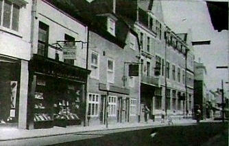 Maidens Head, High Street, Maidenhead - in 1963