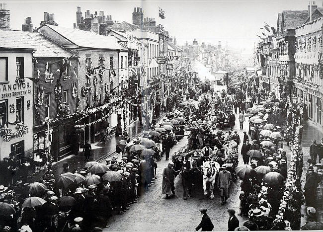 The Anchor, Northbrook Street, Newbury - at the coronation of George V