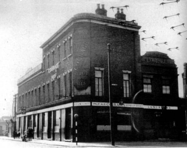 Freemasons Tavern, 271 Victoria Dock Road, Canning Town E16