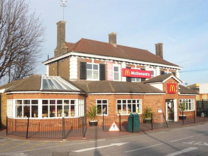 Fountain Inn, 51 Sewardstone Road, Chingford, E4 - in January 2009