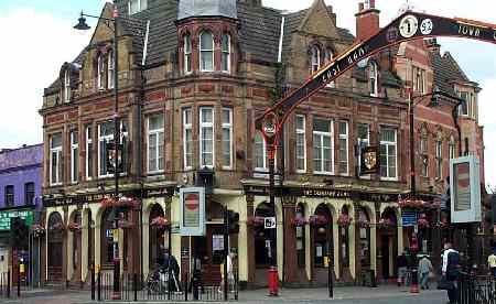 Denmark Arms, Barking Road/High Street, East Ham in July 2002