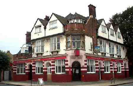 Roding Hotel, Leigh Road, East Ham