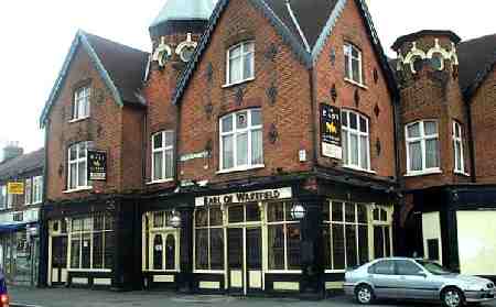 Earl of Wakefield, Katherine Road, East Ham in September 2002