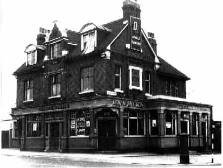 Coach & Horses, Ilford Road/Romford Road, Ilford