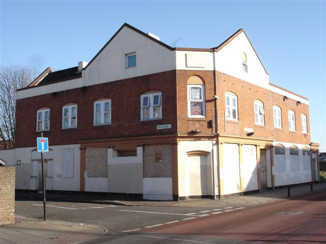 Royal Albert, 74 Albert Road, E16 - in February 2007