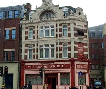 Old Black Bull, Broadway, Stratford, 29th March 2003