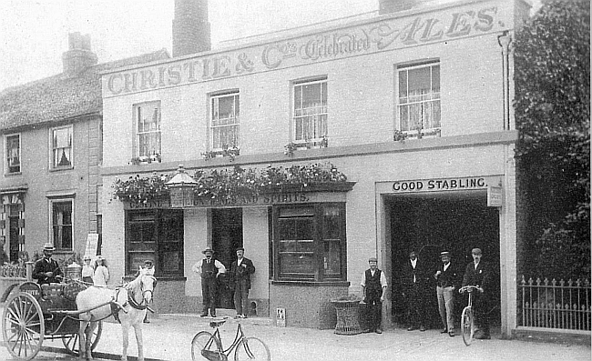 Rose & Crown, 45 Turners Hill, Waltham Cross - circa 1910