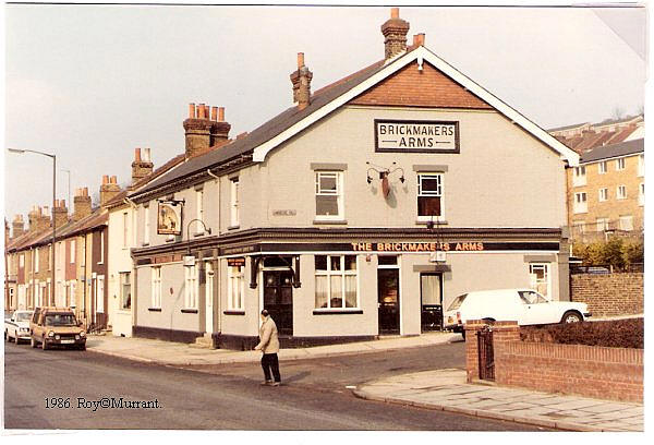 Brickmakers Arms, 367 Luton Road, Chatham - in 1986