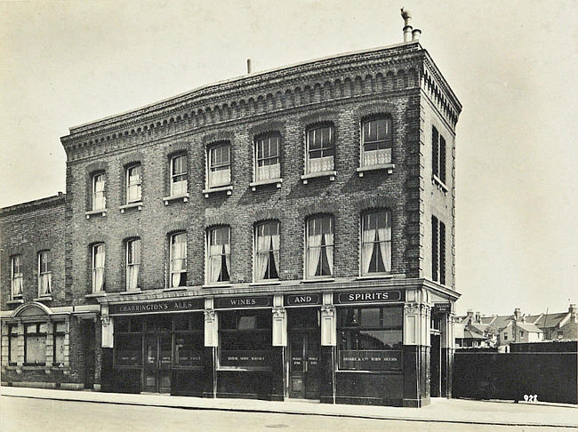 Park Tavern, 1 Station Road, Penge - circa 1936