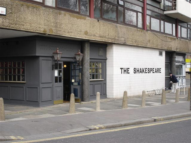 Shakespeare, 2 Goswell Road - in December 2006