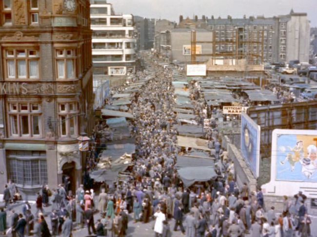 The Essex Arms, Aldgate High Street;  From the 1955 film, A Kid For Two Farthings.