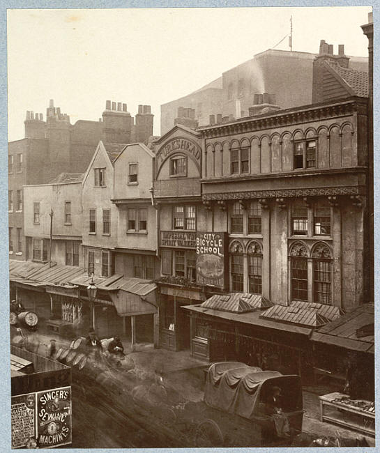 Turks head, Aldgate High Street - licensee name Bacon over front entrance