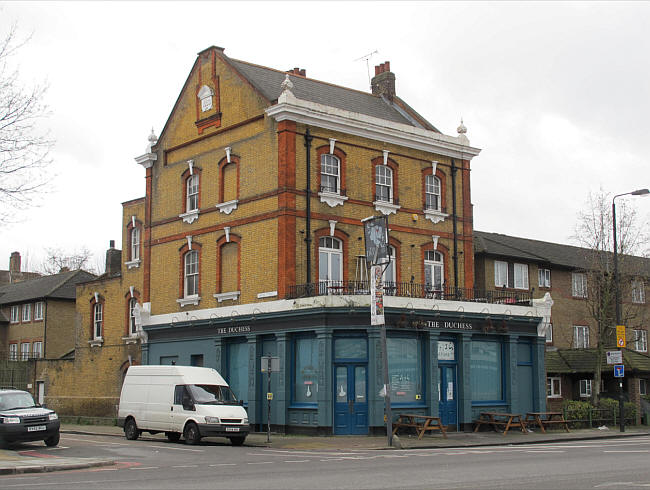 Duchess, 87 Battersea Park road & Savona street, Battersea - in 2014