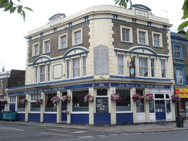 Blue Anchor, 251 Southwark Park Road, SE16 - in July 2007