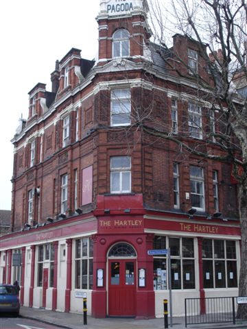 Pagoda, 64 Tower Bridge Road - in January 2007