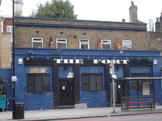 Royal Fort, 131 Grange Road, SE1 - in July 2007