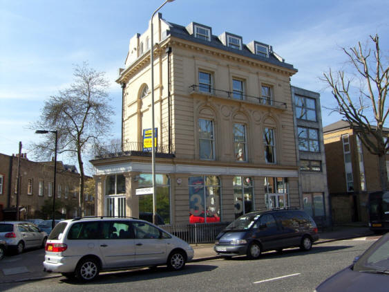 Southwark Park Tavern, 395 Southwark Park Road, Bermondsey - in March 2009