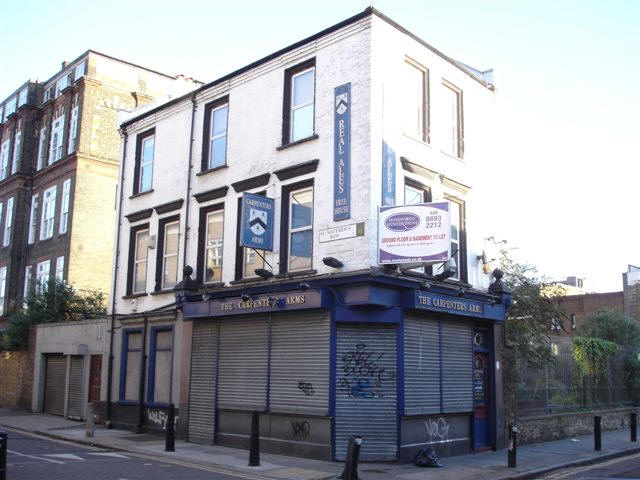 Carpenters Arms, 73 Cheshire Street - in December 2006
