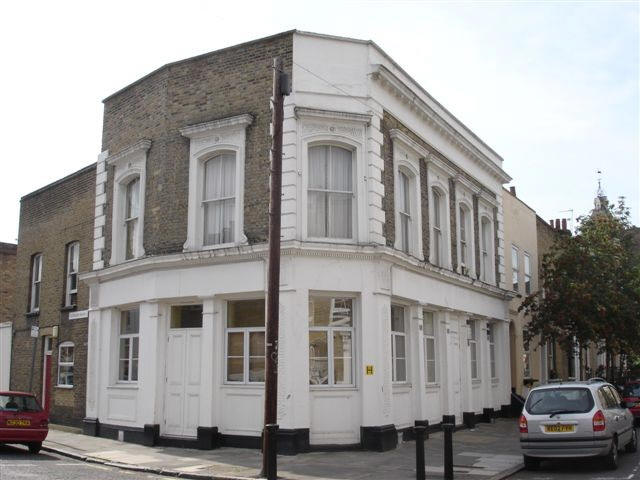 Earl Of Ellesmere, 19 Chisenhale Road - in September 2006