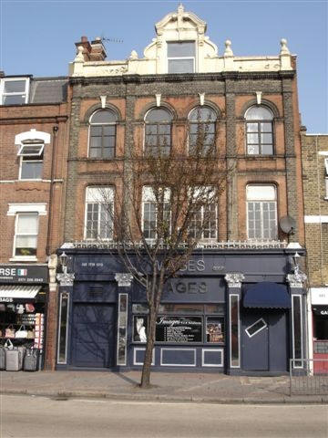 Queen Adelaide, 481 - 483 Hackney Road - in September 2006