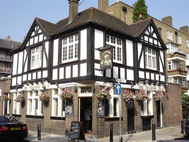 Nelsons Head, 32 Horatio Street - in August 2006