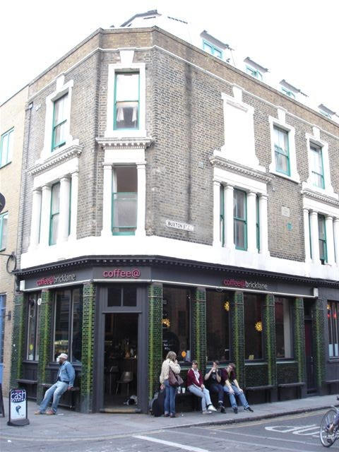 Old Two Brewers, 154 Brick Lane E1 - in August 2006