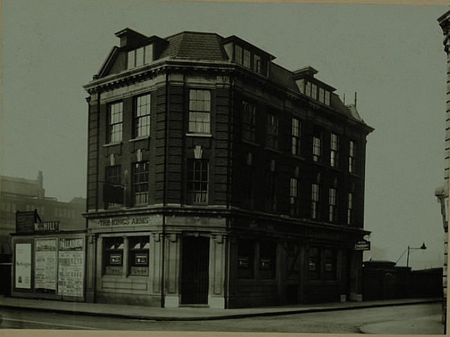 Kings Arms, 213 / 193 Bishopsgate Street, Bishopsgate EC2 - in 1923