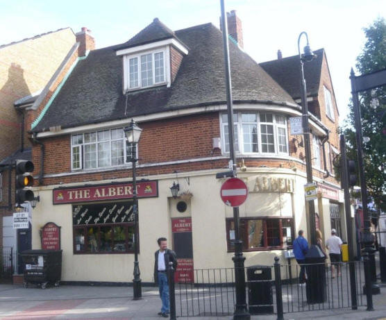 Prince Albert, 74 St Stephen’s Road, Bow, E3 - in September 2009