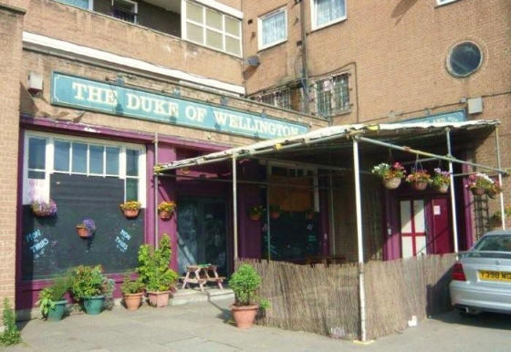 Duke of Wellington, 2 Devas Street, E3 - in August 2008