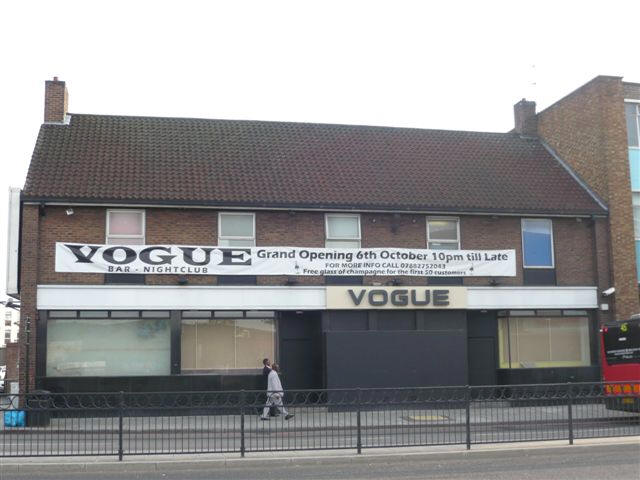 Lord Wellington, 516 Old Kent Road, SE1 - in May 2008