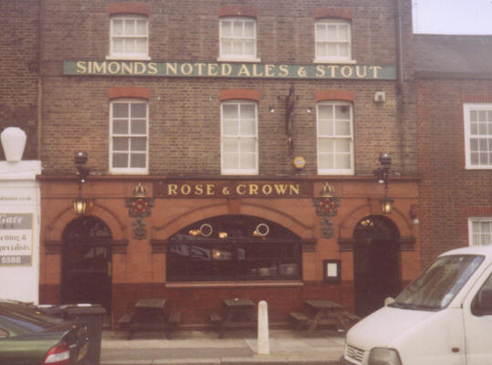 Rose & Crown, 2 The Polygon, Clapham