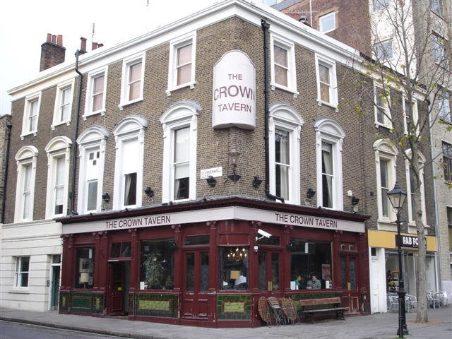 Crown, 43 Clerkenwell Green EC1 - in December 2006