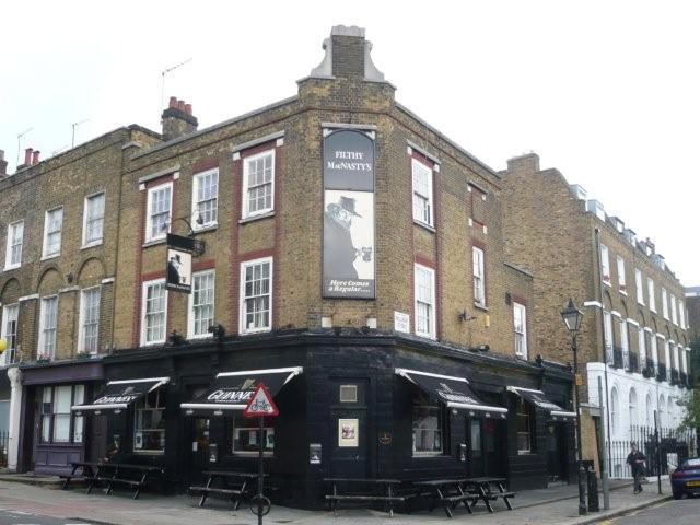 Filthy MacNasty’s, 68 Amwell Street, EC1 - in September 2008