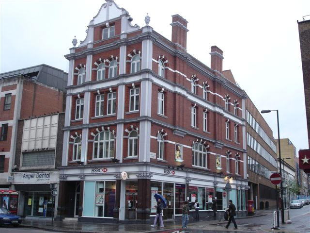 White Lion, 23-25 Islington High Street, N1 - in May 2007