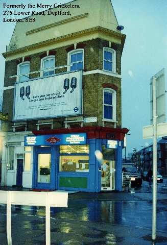 Merry Cricketers, 276 Lower Road - in December 2006