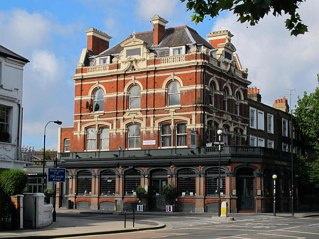 Dukes Head, 235 New Kings Road, Fulham SW6 - in 2014