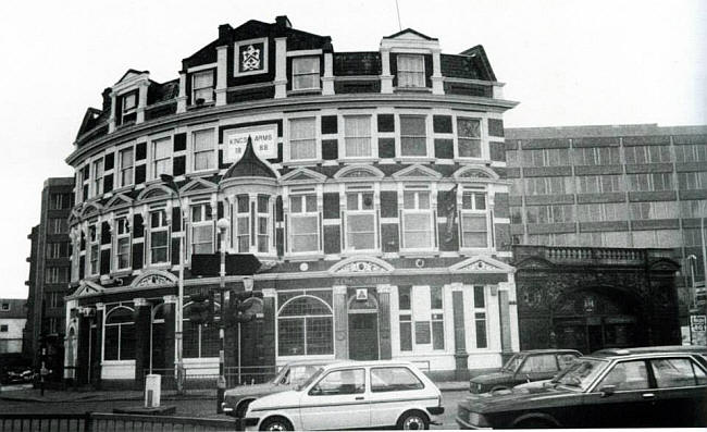 Kings Arms, 425 New Kings Road, Fulham, London SW6 - in 1982