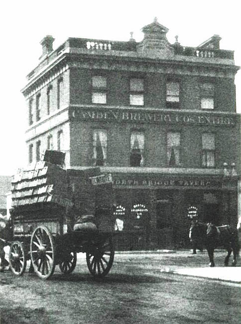 Wandsworth Bridge Tavern, Wandsworth Bridge Road, Fulham - circa 1900
