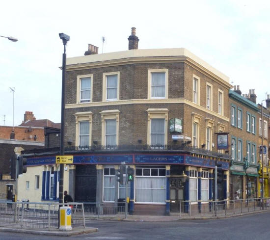 Ship & Billet, 1 Woolwich Road, Greenwich - in January 2011