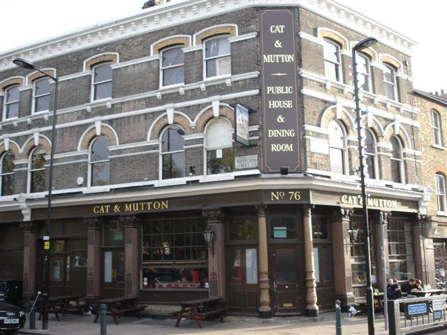 Cat & Mutton, 76 Broadway market - in November 2006
