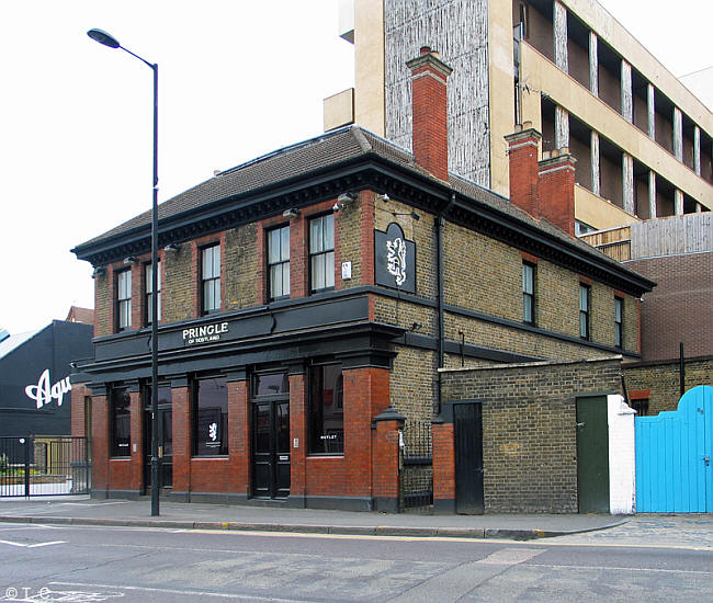 Duke of Wellington, 90 Morning Lane, E9 - in June 2014