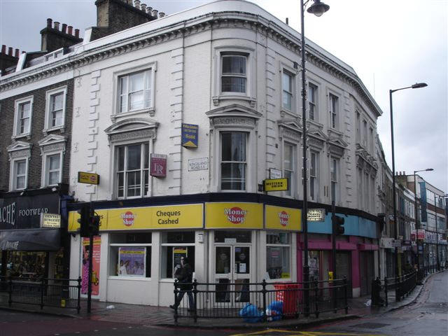 Star & Garter, 539 Kingsland Road - in November 2006