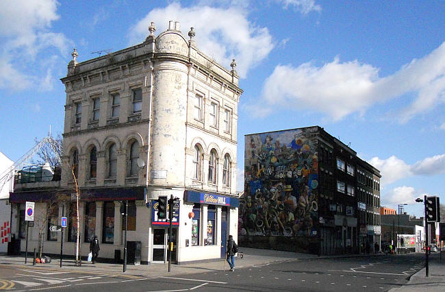 Railway Tavern, 11 Dalston Lane - in 2015