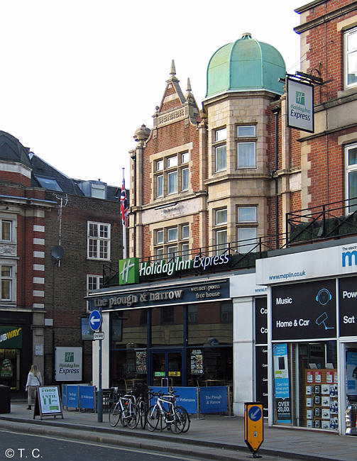 Plough & Harrow,122 King Street, Hammersmith W6 - in March 2014