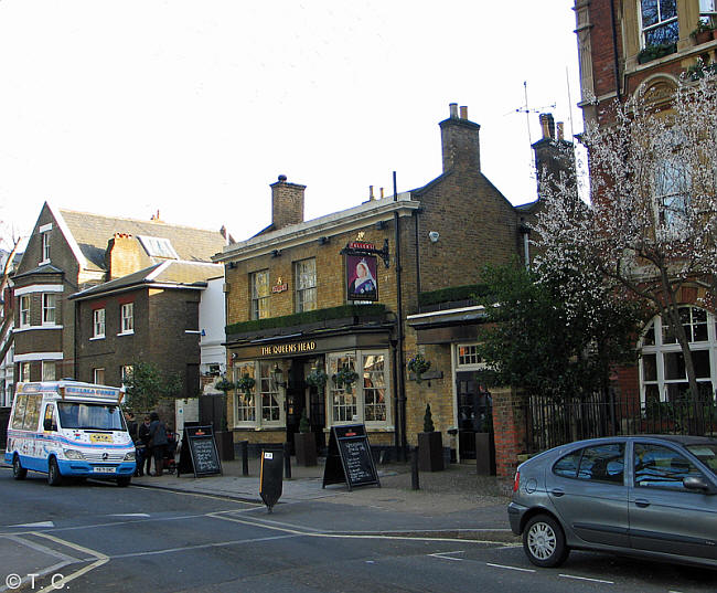 Queens Head, 13 Brook Green, Hammersmith W6 - in March 2014
