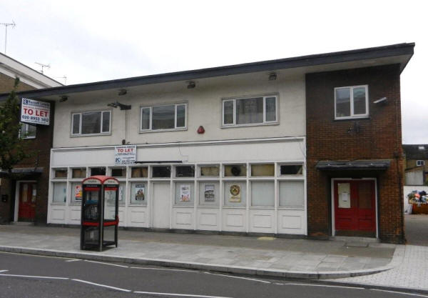 Sun Inn, 120 Askew Road, Shepherds Bush, W12 - in June 2011