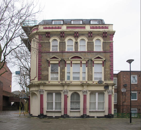 Birkbeck Tavern, 119 Elthorne road, Islington N19 - in 2017