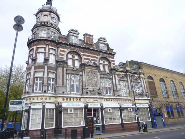 Boston Arms, 178 Junction Road, Islington N19 - in May 2010