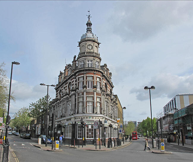 Boston Arms, Junction Road, Islington - in 2013