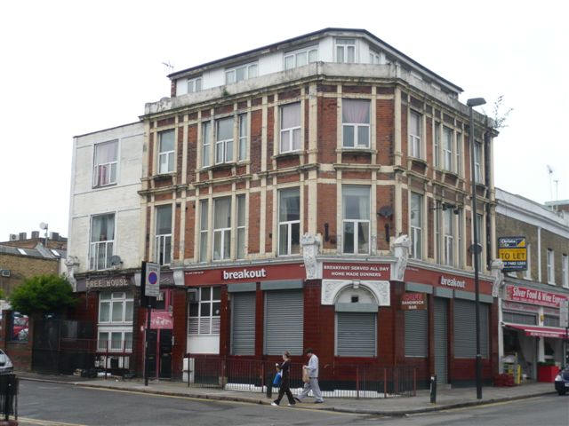 Caledonian Arms, 419 Caledonian Road, N7 - in April 2008